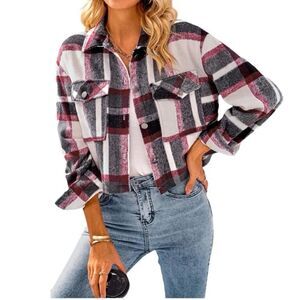 Jacket Plaid Women’s Medium Red Gray Black Casual Light Button Down Cropped D1